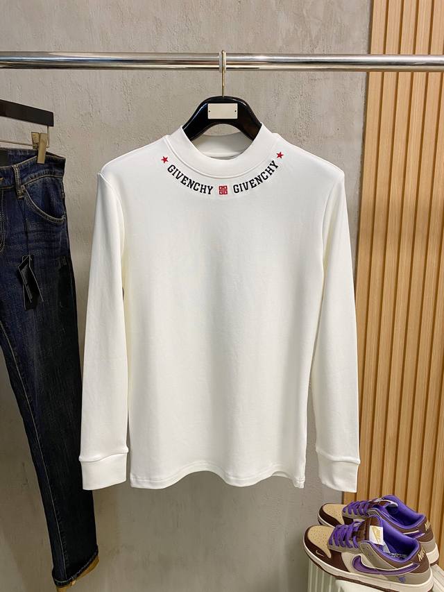 Givenchy 2025秋冬专柜新款 时尚休闲打底衫长袖T恤，精选进口高密度双面拉架棉面料，精致原版Logo打造，舒适性与透气性兼优，柔软抗皱弹性和垂性极佳，