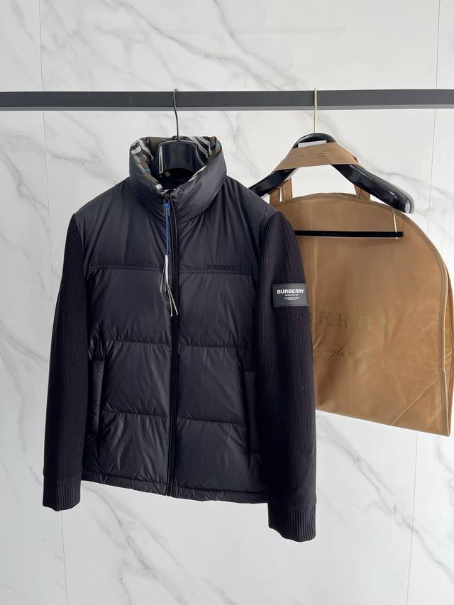 爆款出货巴宝莉家 2025秋冬新款原版1:1订制五金配件全进口原版定制 欢迎专柜对比 绝对的高品质 采用顶级95白鸭绒 超柔软 充羽量蓬松饱满 超级重工 面料做