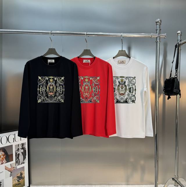 Herme*爱马*25S新款莫代尔长袖T恤.色彩搭配非常丰富.适合时尚街头潮流品牌图形搭配!规则型四方连续图腾.皇冠造型呈现贵族气质.不限年龄的单品推荐 烫画色 Herme*爱马*25S新款莫代尔长袖T恤.色彩搭配非常丰富.适合时尚街头潮流品牌图形搭配!规则型四方连续图腾.皇冠造型呈现贵族气质.不限年龄的单品推荐 烫画色