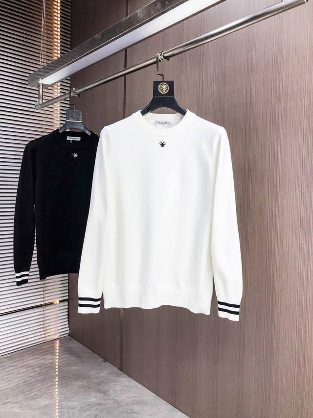 迪奥 2025秋冬新款羊毛毛衣 高品质意大利进口羊毛混纺面料，高密度针织，时尚百搭毛衣，帅气十足。经典Logo标志 更耐穿更加不易变形，专柜版型，各种风格都能轻