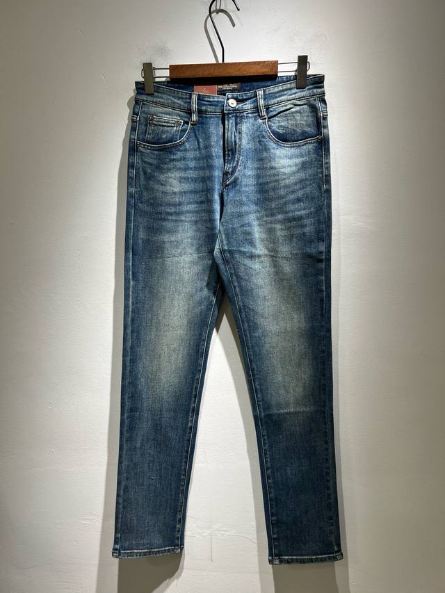 Loro piana诺悠翩雅 2025秋冬新品男士时装款高端休闲裤，香港洋行渠道货，日本原厂出品，纯血统品质，完美延续了Lp家的精髓与基因，从主体面料到细节工艺