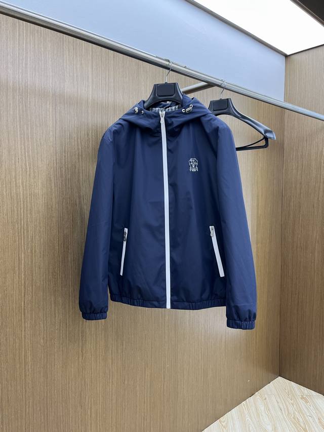 秋冬 Bc-Brunello Cucineli 布鲁内洛 库奇内利独家专供最新时尚连帽夹克。经典设计感与颜值爆棚的外套，品质更是无法挑剔品控可以直接入手，不容过