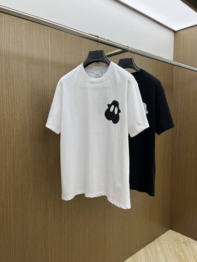 新品 Bbr 2540春夏新款男女同款短袖圆领T恤，极具个性高级风，标志Logo印花工艺设计！定制纯棉面料！一款简约高级的时尚单品，穿搭魅力十分高级不俗的时尚产