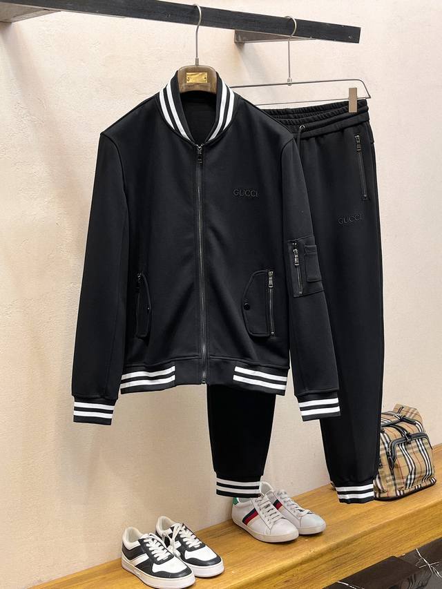 古奇 Gucci 2025全新爆款开衫套装 原单狠货倾注顶级设计师的精心之作 就为一个贴合、完美的上身效果 全天然优质加厚新空气层100%，贴身的舒适感 高贵典