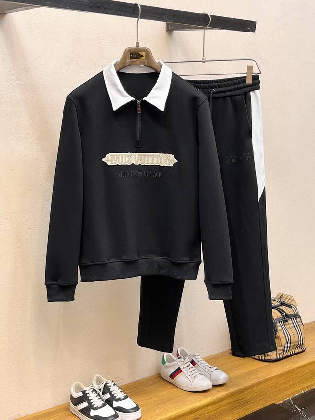 路易威登 Lv 2025全新爆款卫衣套装 原单狠货倾注顶级设计师的精心之作 就为一个贴合、完美的上身效果 全天然优质加厚新空气层100%，贴身的舒适感 高贵典雅