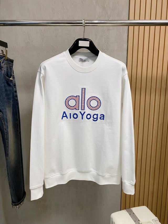 Alo 25Ss 新品 最新最顶级版本精美工艺圆领卫衣，最顶级的品质专柜原单套头衫，顶级制作工艺进口面料，专柜品质重工刺绣设计，采用进口高端订制面料，进口丝线手