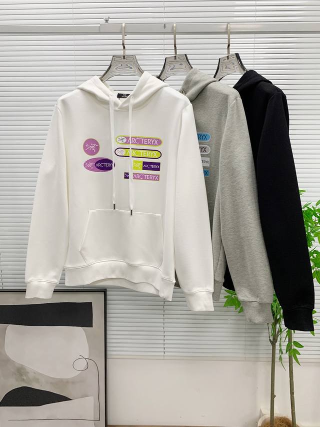 始祖鸟25Ss 新品 最新最顶级版本精美工艺连帽卫衣，最顶级的品质专柜原单套头衫，顶级制作工艺进口面料，专柜品质重工刺绣设计，采用进口高端订制面料，进口丝线手感