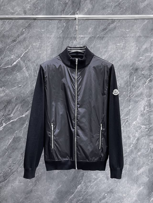 蒙口 2025Ss新款 羊毛混纺 翻领 开衫 长袖 毛衣 羊毛衫 打底衫，高端版本！专柜定制面料 透气舒适度高，细节无可挑剔，品牌元素设计理念，体现高品质。手感