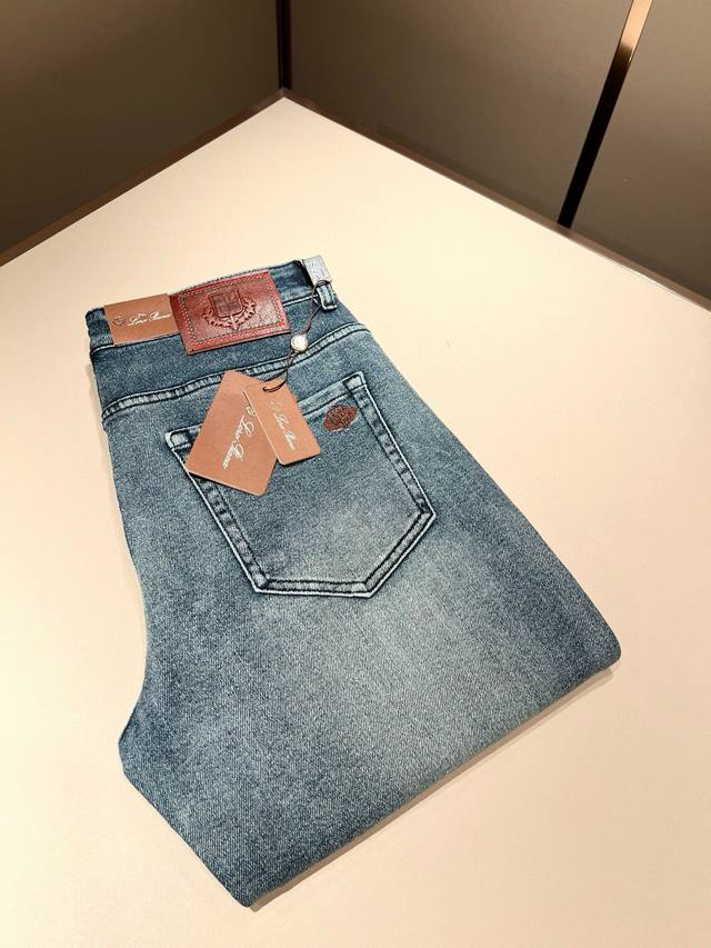 Loro piana诺悠翩雅 2025秋冬新品男士时装款高端休闲裤，香港洋行渠道货，日本原厂出品，纯血统品质，完美延续了Lp家的精髓与基因，从主体面料到细节工艺