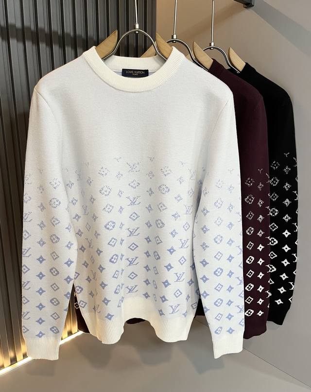 Louis Vuit*On 2025秋冬路易家族轻奢Monogram钩织针织羊毛衫！男女同款装饰！ 路易家族的新高端，细节品质永远的那么完美无瑕，创意设计层出不