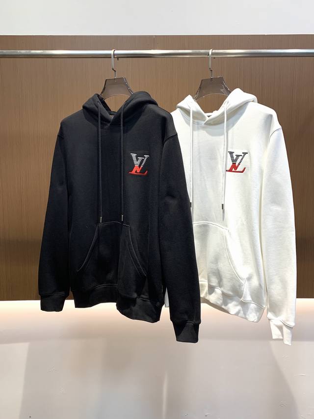 Lv加绒款 25Ss 新品 最新最顶级版本精美工艺连帽卫衣，最顶级的品质专柜原单套头衫，顶级制作工艺进口面料，专柜品质重工刺绣设计，采用进口高端订制面料，进口丝