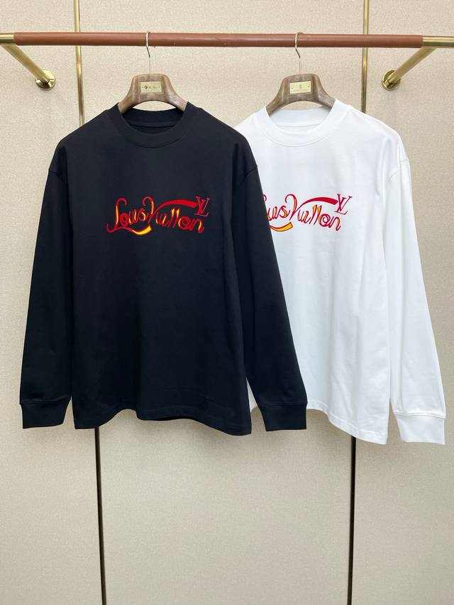 Louis Vuitton路易威登砸锅卖铁都要上的新款！新款男士原单休闲套头卫衣 定制面料 手感柔软细腻 穿着亲肤舒适透气 面料质感与舒适度达到登峰造极 超重工