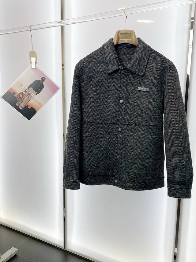 短款大衣-Louis Vuitton路易威登砸锅卖铁都要上的新款！新款原单男士羊毛双面呢外套短款排扣经典毛呢外套渠道特供 高端货官网柜台同步 老钱风格 简约经典