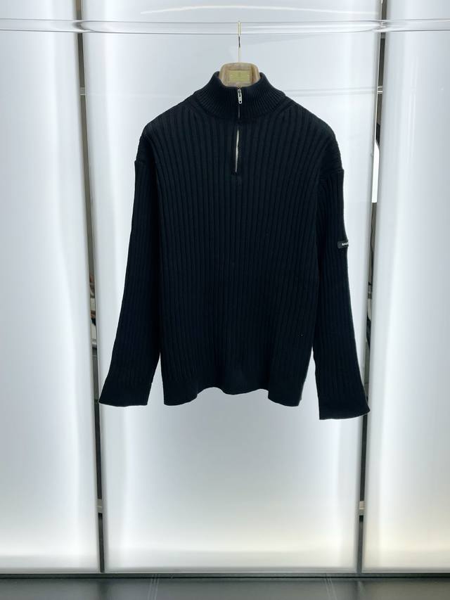 Balenciaga巴黎世家砸锅卖铁都要上的新款！最新时尚立领拉链毛衣 经典设计感与颜值爆棚的外套，品质更是无法挑剔品控可以直接入手，不容过错的高端臻品！通过细