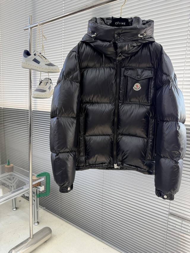Mon 经典羽皇蒙口柜台热售款 织带时尚玛雅！！！ 羽皇高端时装款羽绒服外套，贸易公司渠道货，主打的金字招牌单品！超人气爆款！！！市面最高版本！！！充绒量450