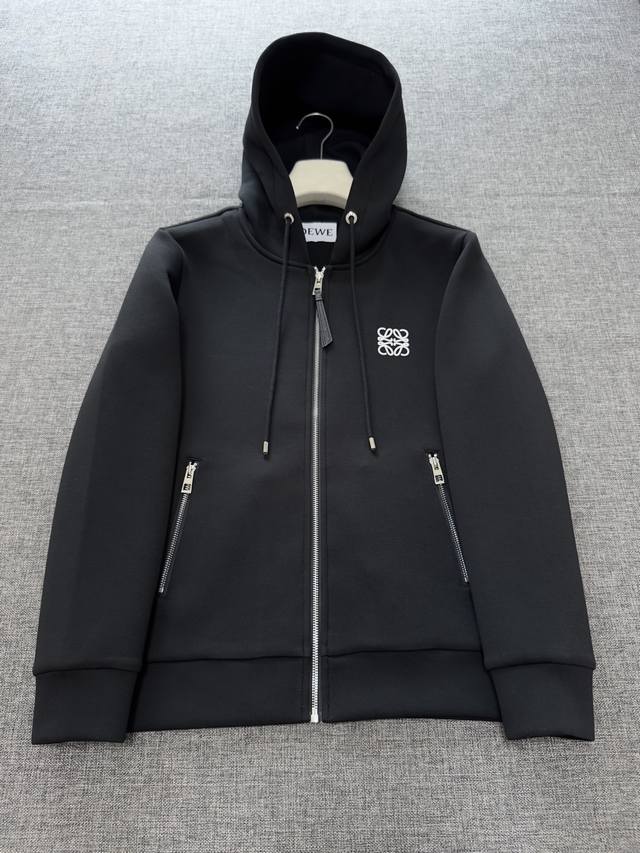 罗意威 2025秋冬最新爆款夹克外套 面料精选高支高密双股空气层长绒棉 手感超级舒服 Logo精选全进口环保材质 超级漂亮M-3Xl 178 140斤穿L 最大