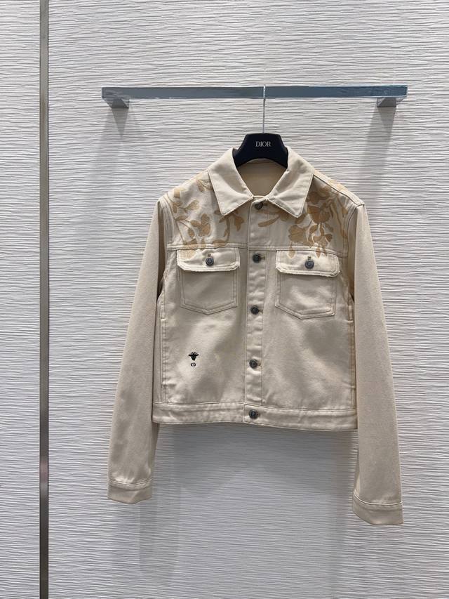 p350Christian Dio*2026早春新款套装 时髦度爆棚 高级定制D家专属Logo 绝绝子的设计 随性洒脱！不旦颜色美，质感也敲好！复古又时尚 Sm