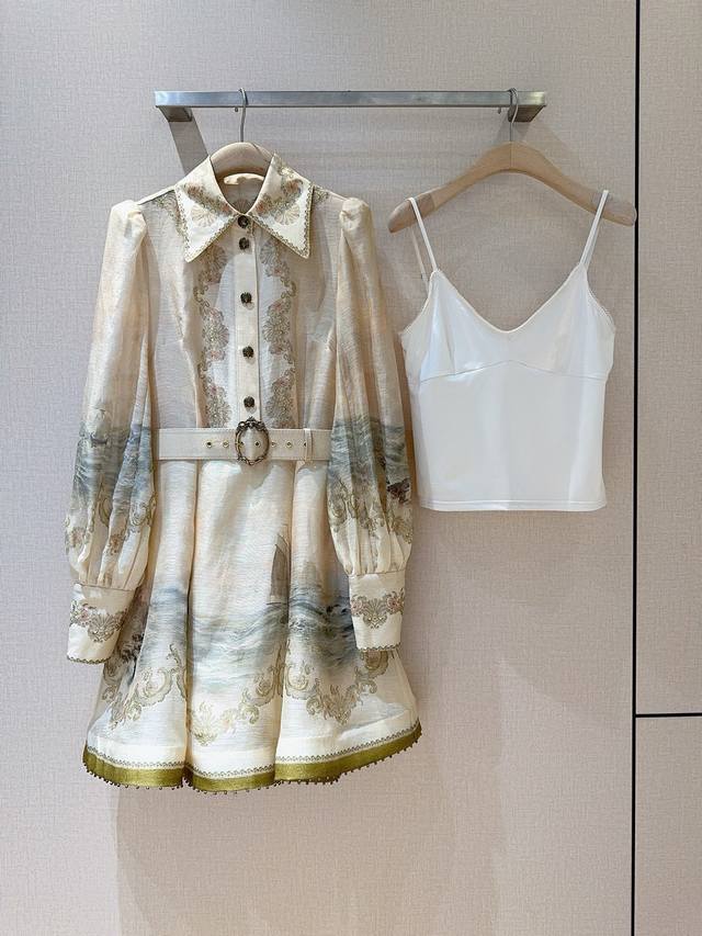 Z*I*M*M 26度假系列迷你连衣裙，桑蚕丝亚麻混纺，轻盈透气超适合夏天！法式复古风，海洋帆船印花＋灯笼袖+翻领 细节满满：袖口拉链、前襟纽扣、左侧拉链，配可