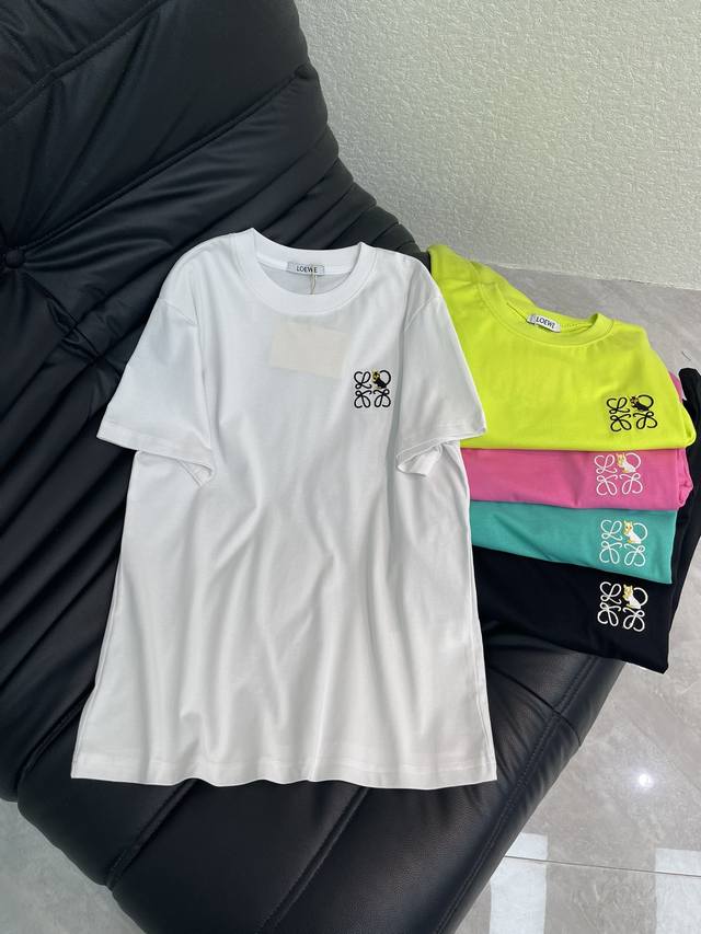 Loewe 2026早春新品 多色刺绣短袖T恤！进口纯棉面料！ 快快报单！跑量价 Aa