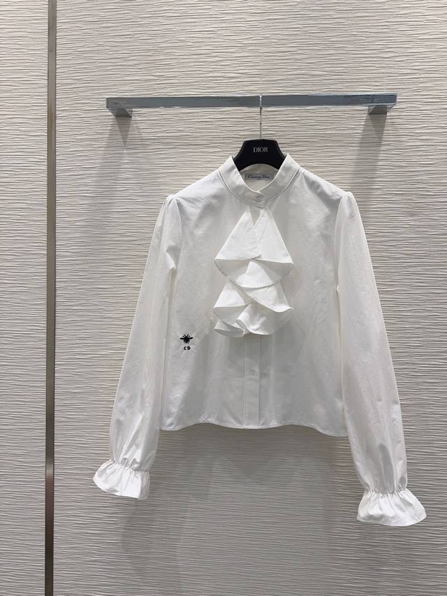 Christian Dio* 2025Fw新款衬衣 低调奢华立体剪裁 精简线条感设计 高贵典雅又尽显温柔知性的气质 进口特殊材质 收到手会很惊艳 定制面料质感超