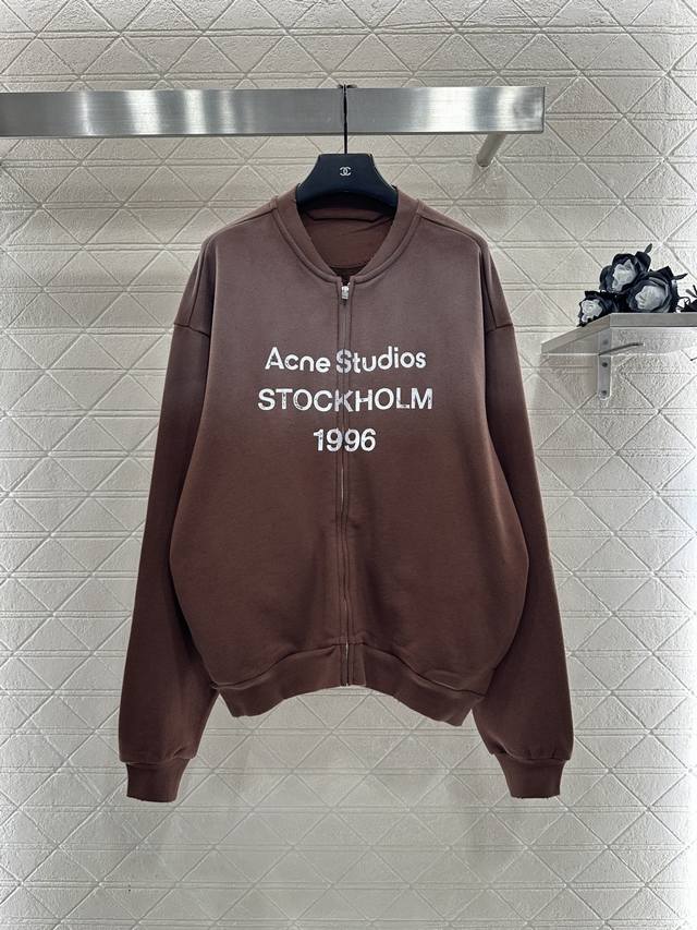 Acne Studio*2026新品上架 重工水洗做旧字母棒球外套 定制Yb原生全棉材质，质感高级，穿搭舒适，棒球式螺纹外套裁剪，拉链开襟调节，休闲感十足，胸前