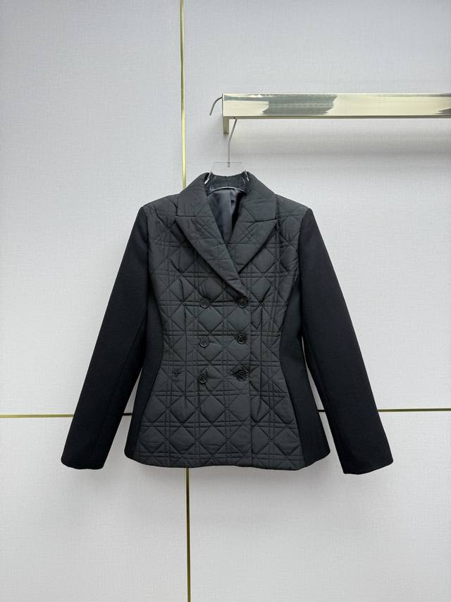 Dio* 26Ss早春新款双排扣西装外套 羊毛拼接行棉面料设计 小蜜蜂刺绣装饰 气质款 两色三码Smlb808p