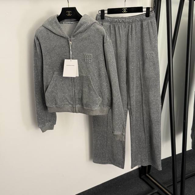 款号20258471 Alexander*大王家新款丝绒套装，闪耀星星烫钻立体字母长袖连帽拉链外套+松紧腰休闲长裤，灰色，卡其色，Sml， M码：肩宽45，胸围