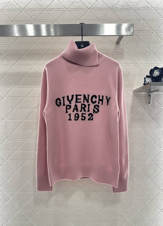 Givench*2025新品上架 高领字母套头毛衣 定制Yb羊绒羊毛纱线织造，质感细腻，舒适保暖，高领套头针织毛衣裁剪，领口袖口和下摆呼应以螺纹包边，穿搭显瘦视