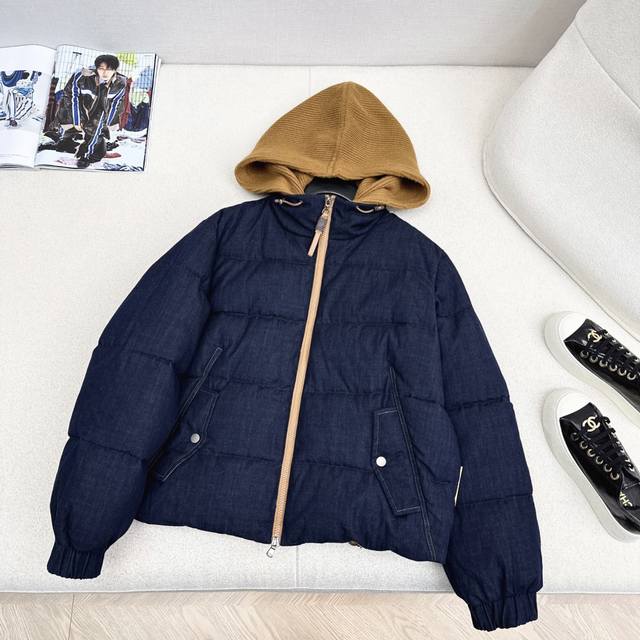 独家款～ Bc 25Ss 秋冬最新款假两件设计连帽短款羽绒外套冬季的羽绒服首选 羊毛针织拼接门襟设计高级时髦 鹅绒填充轻盈饱满毛织连帽设计极简奢华 经典H宽松版