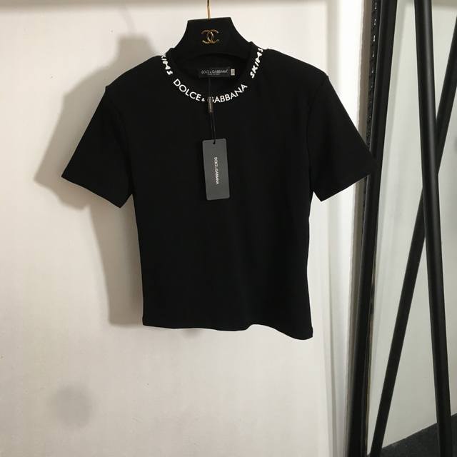 款号20250142 Dg X Skim*联名新款 字母Logo包边 修身圆领短袖T恤，白色，黑色，S-Xl，肩宽37，胸围84，袖长17，衣长50