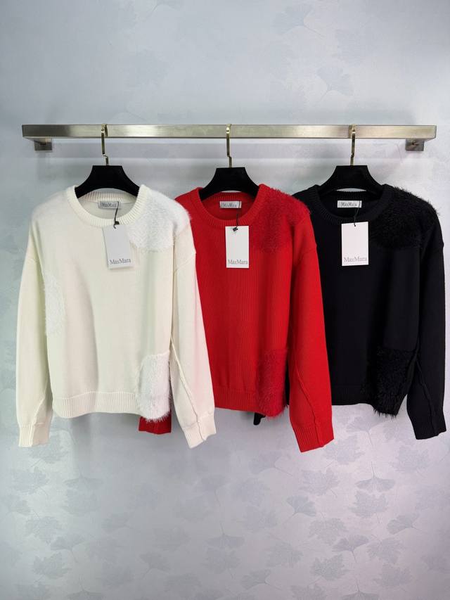 Ma*26早春新款拼接毛绒针织衫，采用柔软针织面料，局部拼接毛绒，层次感满满3色3码Sml T226B.