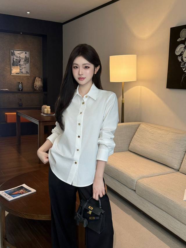 Louis*驴家Lv新款 时尚简约四叶花金扣宽松百搭系扣翻领长袖棉衬衣！白色， L码：肩宽44，胸围110，袖长60，衣长67