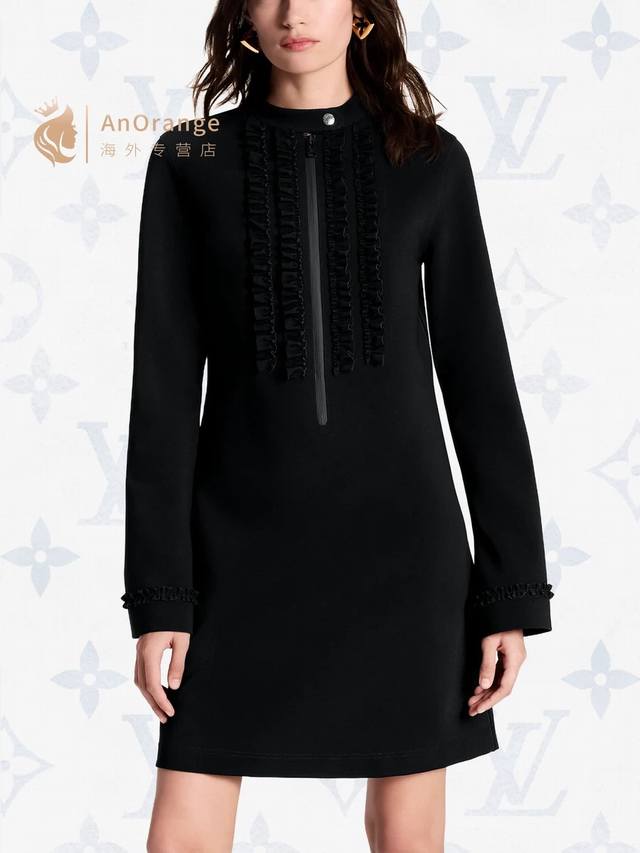 Louis*驴家Lv新款 字母Logo纽扣硅胶拉链门襟木耳边拼接装饰修身显瘦立领长袖连衣裙！黑色， M码：肩宽38，胸围90，袖长58，裙长86