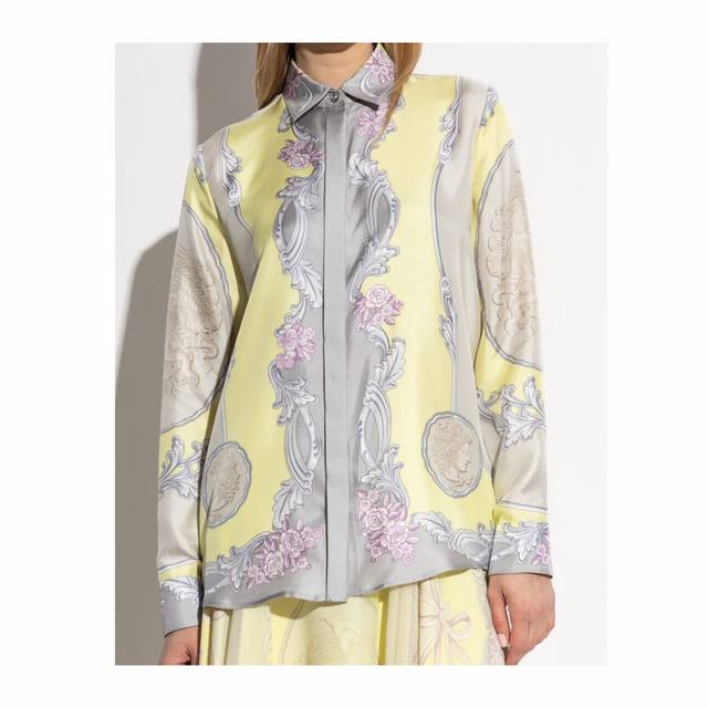 Versac*新款宫廷风印花时尚两件套装！宽松版系扣翻领长袖衬衫松紧腰宽松阔腿裤长裤！ M码：肩宽38，胸围98，袖长61，衣长69；腰围70～80，裤长97