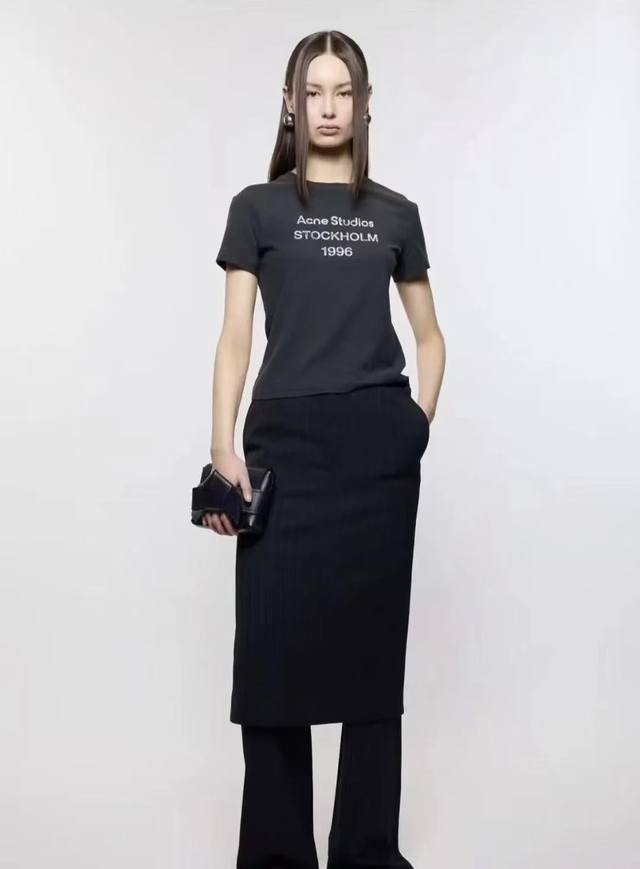Acnestud*Ios新款高端定制面料、字母Logo做旧印花简约时尚百搭短袖T恤上衣！白色、黑色、 M码：肩宽42，胸围90，袖长16，衣长57