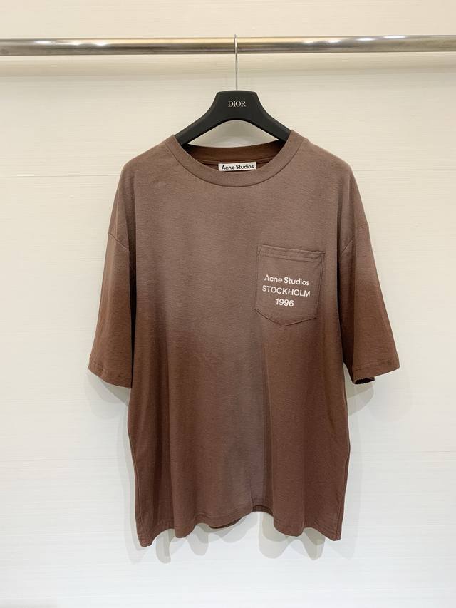 Acnestudios 26春夏新款 巧克力色系列款 圆领宽松做旧T恤 棉和亚麻混纺面料 手感清爽 码数Sml