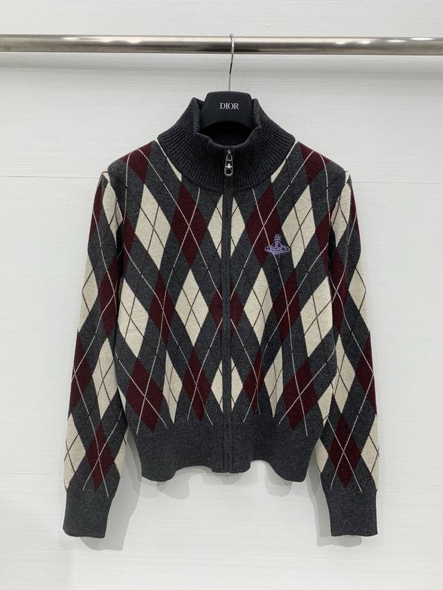 Vivienwestwood西太后 25秋冬新款 菱格拉链开衫款 Logo图案修饰点缀 上身高级氛围感 两色Sml