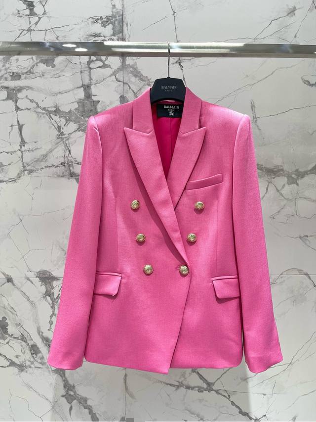 新款玫红色西服 高级显白 新色原版定制面料 最新系列 经典版型 立体裁剪 全部配色领尼 开袋 修饰身材 现货发售 码数Sml