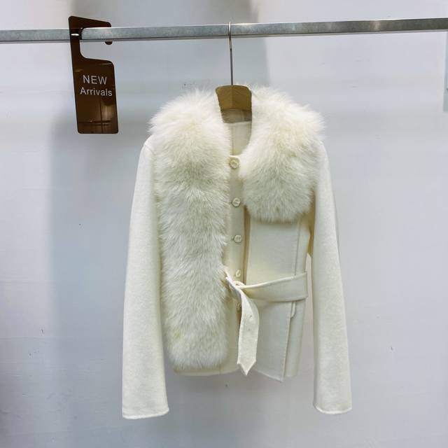 新款真狐狸毛千金感气质洋气可拆卸毛领披肩毛呢外套Sml