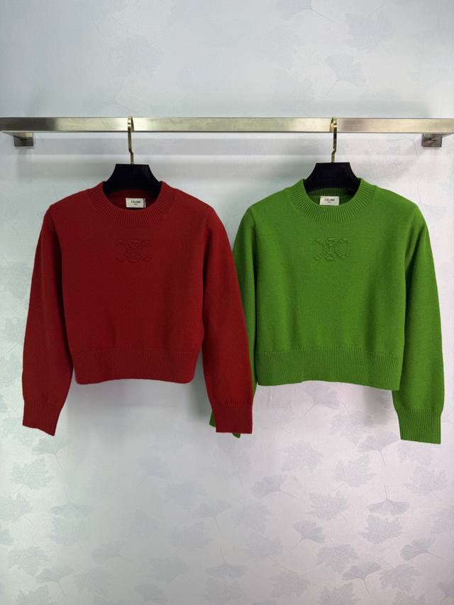 Ce*25秋冬新款针织圆领套头 品牌经典字母装饰 简约时髦百搭 日常随意搭配不出错！2色3码Sml 。T226B.