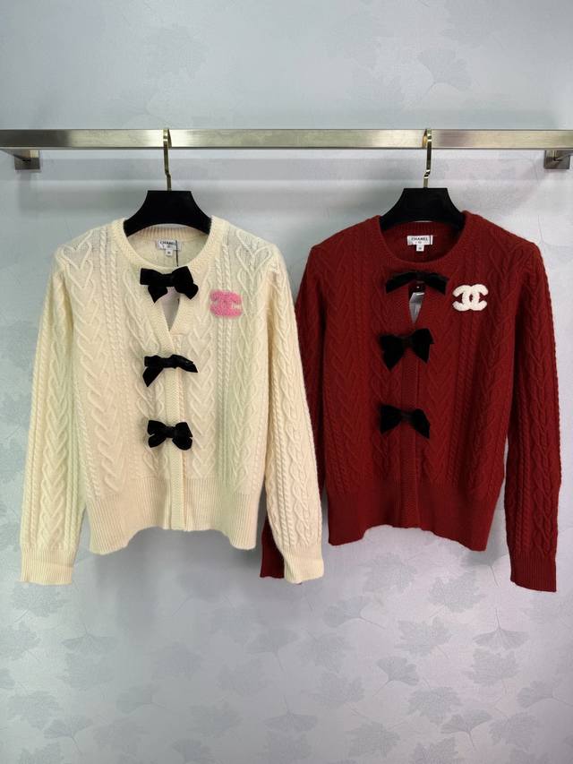 Ch*26早春新款蝴蝶结麻花针织开衫 复古麻花纹理+黑色蝴蝶结纽扣，甜美又优雅