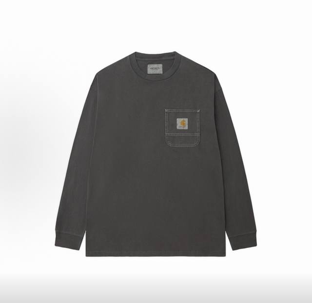 春款上新 DDD 经典基础款 永不过时！ DDD Carhartt Wip Logo标签车缝线口袋特染长袖T恤 DDD 280G全棉面料做了水洗特染处理，摸起来