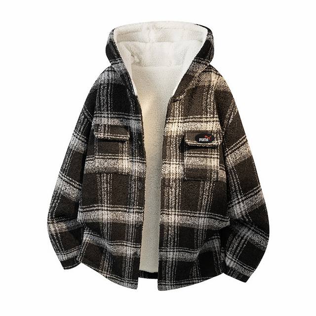 上新 DDD 彪马 Puma羊羔毛毛呢外套 新款连帽棉衣外套 冬季新款 男女同款 可配情侣 纯天然手塞棉填充 十分饱满 具有很好的垂感 触感柔软 上身轻盈舒适