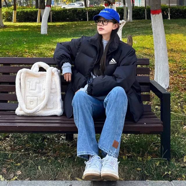 Adidas 阿迪达斯冬季专柜经典款情侣款棉服面包服，男女同款，专柜长青百搭款，冬季出行穿搭必备百搭单品 DDD 寒冬一定闭眼入的百搭单品 出街回头率超高，定制