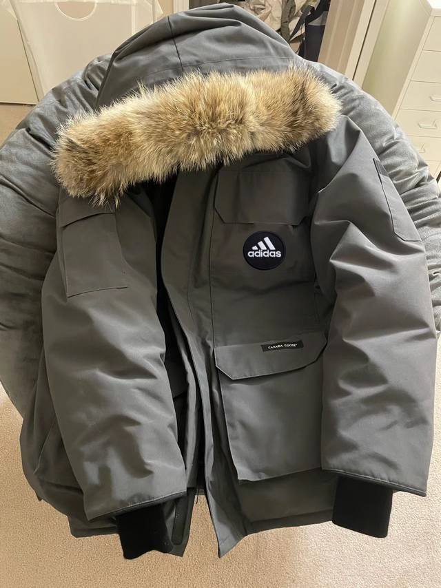 原版质量 90白鸭绒阿迪达斯Adidas中长款羽绒服派克服内里分层设计男女同款羽绒服派克服 DDD 重要的事情说一百遍这是90白鸭绒非市场垃圾版本我家只做高端品