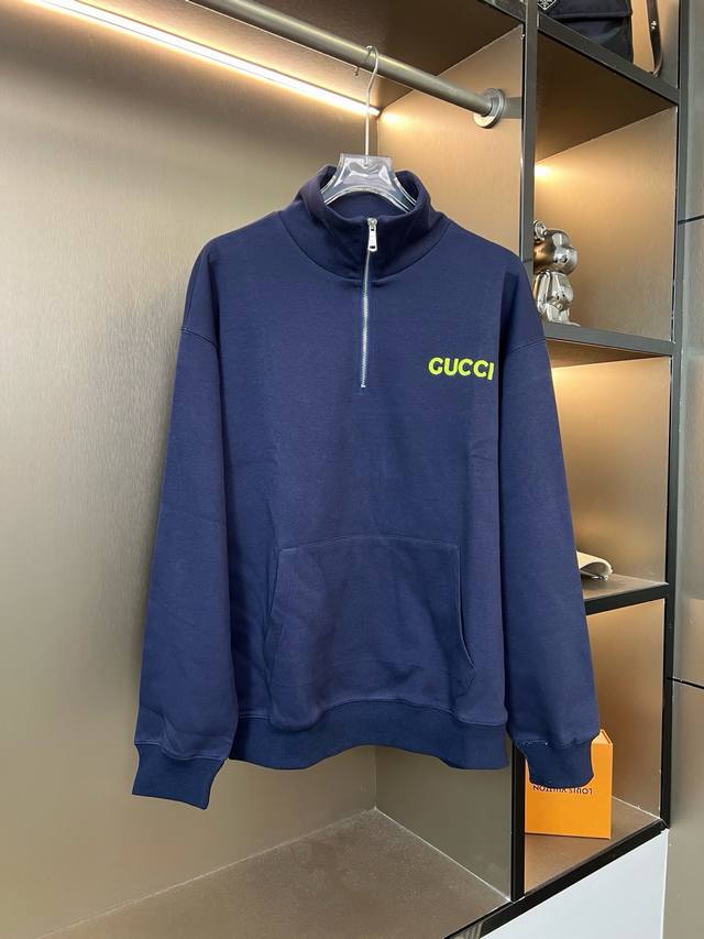 Gucci古驰2025Fw新款胸前刺绣字母情侣休闲套头上衣 DDD 最高版本！双面空气层面料400克，胸前刺绣对版字母拉链五金立领半拉链！ DDD 辅料：开模原