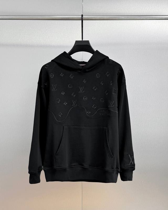 顶级版本.官网品质 DDD Louis Vuitton路易威 满身刺绣Logo连帽卫衣 DDD 采用原板独家定制420克纯棉面料质感非常舒服柔软透气性强 100