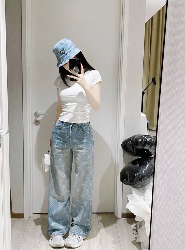 特价 DDD Louis Vuitto* 驴 25Ss重工破线老花牛仔裤 DDD 1V老花牛仔裤真的深得我心 DDD 直观的感受到它的杀伤力 DDD 慵懒感拉满