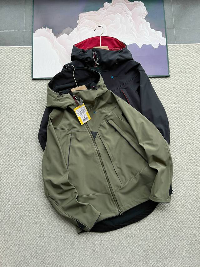 Klattermusen攀山鼠秋冬菲尔纳男女同款户外滑雪防风雪软壳外套，特别推荐的一件软壳冲锋衣，更为广泛的场景穿着，满足日常休闲 户外运动，自由切换。性能稳定