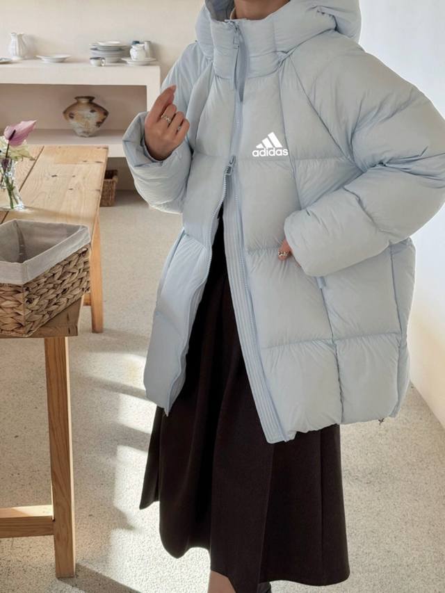 特价清不退换 阿迪达斯Adidas超轻无胆90%白鸭绒面包服外套女连帽中长款泡芙加厚羽绒服此款羽绒服采用大朵90绒蓬松度舒适度非常好！质量不是吹的！ DDD 怎